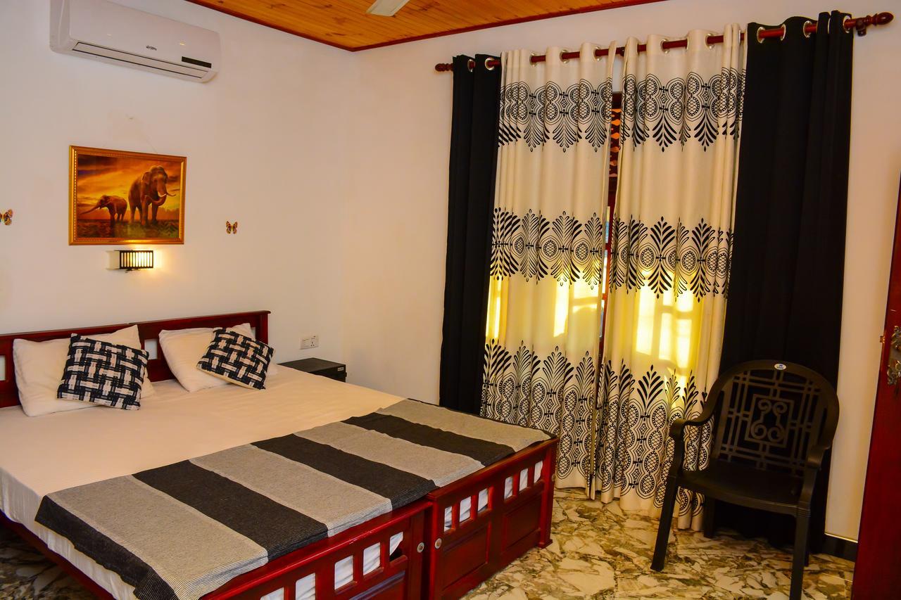 Joseph Family Villa Negombo Ngoại thất bức ảnh